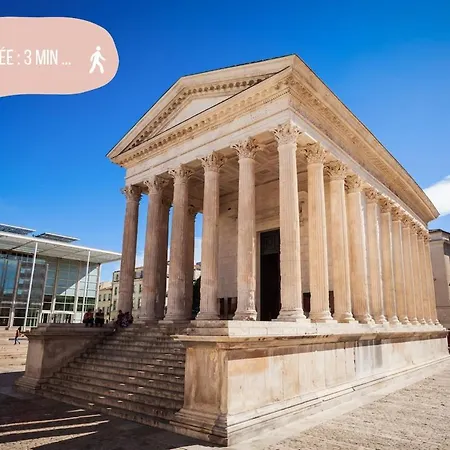 Vue Sur Les Toits Au Coeur De Nimes, Clim, 6 Personnes Nîmes